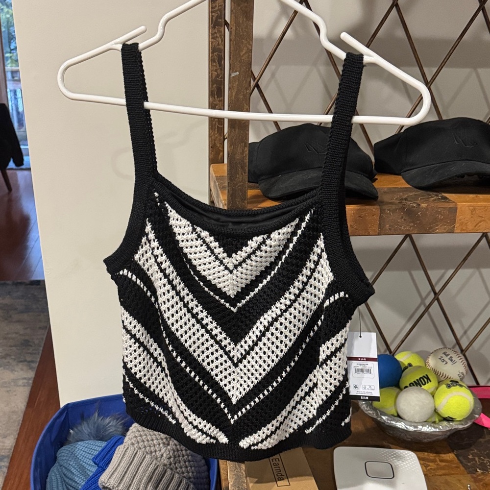 Sofia by Sofia Vergara Black and White Tank Top